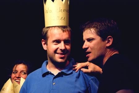 Gl&uuml;cklicher Watchmaster (mit Erich und Eva)